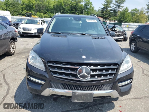 2013 Mercedes-Benz M 350 z VIN 4JGDA5HBXDA100782, wystawiony jako Copart lot #60680145 z przebiegiem 203 190 mil mil oraz Czysty tytuł • Clean title. Historia ofert i sprzedaży dostępna na DreamBid. Obrazek 5.