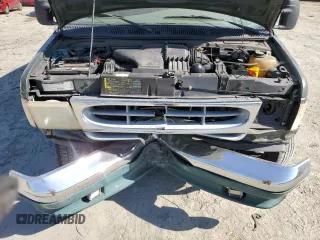 2002 Ford Econoline Cargo with VIN 1FDRE14W62HB15506, listed as a Copart auction lot 74686494 with 253,296 mi miles and Salvage Title. Bid and sale history available at DreamBid. Image 12.