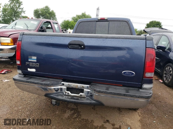 2002 Ford F-250 XL z VIN 1FTNX20L32EC44304, wystawiony jako Copart lot #60836194 z przebiegiem Nie podano mil oraz Szkoda całkowita • Salvage title. Historia ofert i sprzedaży dostępna na DreamBid. Obrazek 6.