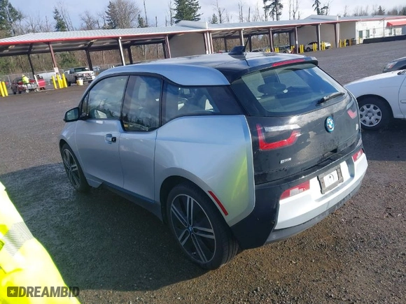 2014 BMW i3 with VIN WBY1Z4C54EV275808, listed as a IAAI auction lot 41659125 with NaN miles. Bid and sale history available at carsss.com. Image 3.