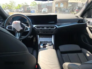 2024 BMW i4 M50 z VIN WBY33AW00RFT04066, wystawiony jako Copart lot #57458105 z przebiegiem 4754 mil mil oraz Szkody całkowita. Historia ofert i sprzedaży dostępna na DreamBid. Obrazek 8.