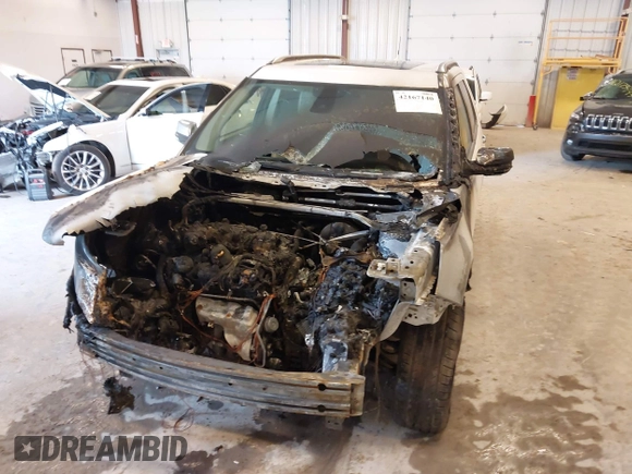2019 Ford Explorer Platinum z VIN 1FM5K8HT3KGA95592, wystawiony jako IAAI lot #42167140 z przebiegiem Nie podano mil oraz . Historia ofert i sprzedaży dostępna na DreamBid. Obrazek 6.