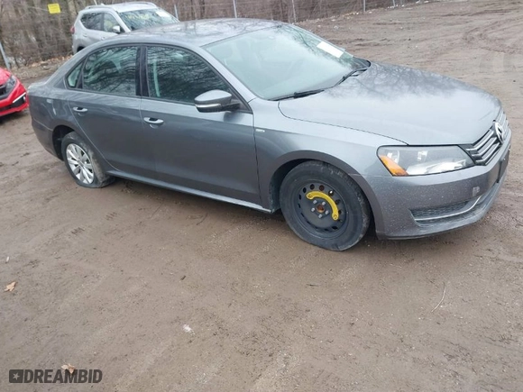 2014 Volkswagen Passat Wolfsburg Ed with VIN 1VWAT7A37EC100581, listed as a IAAI auction lot 41535884 with 119,169 mi miles. Bid and sale history available at carsss.com. Image 1.