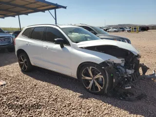 2022 Volvo XC60 Recharge Plug-In Hybrid R-Design with VIN YV4H60DM7N1058622, listed as a Copart auction lot 47814135 with 15,852 mi miles and Salvage Title. Bid and sale history available at carsss.com. Image 4.