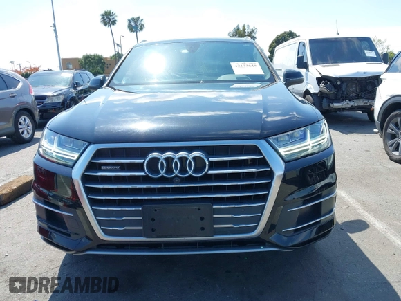 2019 Audi Q7 Premium Plus с VIN WA1LHAF78KD025573, выставлен на аукционе IAAI как лот 42173645 с пробегом 45 809 миль миль и . История ставок и продаж доступна на DreamBid. Изображение 12.