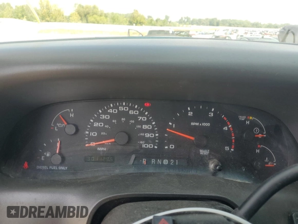 2002 Ford Super Duty F-250 XL with VIN 1FTNW21F72ED29593, listed as a Copart auction lot 68245844 with 301,129 mi miles and Salvage Title. Bid and sale history available at carsss.com. Image 9.