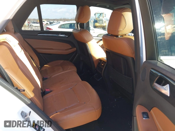 2019 Mercedes-Benz GLE 400 with VIN 4JGDA5GB3KB206029, listed as a IAAI auction lot 41279145 with 37,101 mi miles and . Bid and sale history available at DreamBid. Image 8.