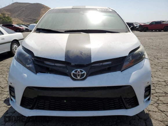 2020 Toyota Sienna SE with VIN 5TDXZ3DC9LS030514, listed as a Copart auction lot 61978565 with 40,316 mi miles and Salvage title. Bid and sale history available at DreamBid. Image 5.