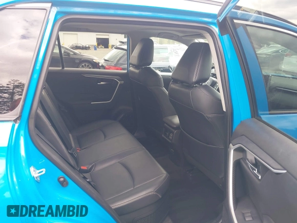 2021 Toyota RAV4 Hybrid LE with VIN 4T3B6RFV6MU048392, listed as a IAAI auction lot 42549120 with 61,661 mi miles and . Bid and sale history available at DreamBid. Image 8.