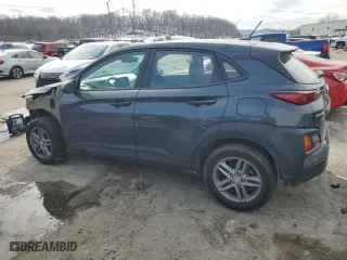 2020 Hyundai Kona SE with VIN KM8K12AAXLU447338, listed as a Copart auction lot 87731175 with 64,192 mi miles and Salvage Title. Bid and sale history available at carsss.com. Image 2.