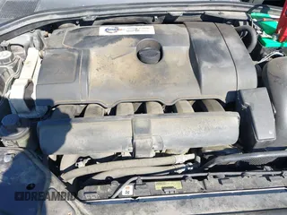 2010 Volvo V70 with VIN YV1960BWXA1133314, listed as a IAAI auction lot 41870470 with 206,003 mi miles and . Bid and sale history available at DreamBid. Image 10.