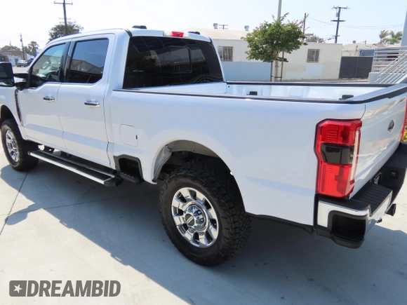 2024 Ford F-250 XL with VIN 1FT8W2BN1REC38638, listed as a Copart auction lot 60703005 with 26,146 mi miles and Clean title. Bid and sale history available at DreamBid. Image 4.