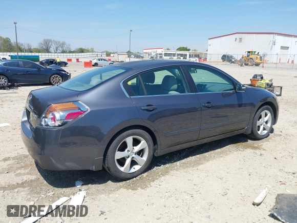 2007 Nissan Altima SL with VIN 1N4BL21E17N421976, listed as a IAAI auction lot 39146410 with 111,367 mi miles and . Bid and sale history available at DreamBid. Image 4.