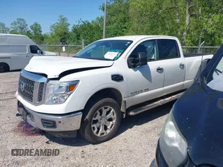 2018 Nissan Titan XD SV with VIN 1N6BA1F46JN526690, listed as a IAAI auction lot 41989215 with 129,626 mi miles. Bid and sale history available at carsss.com. Image 14.