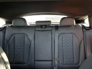 2022 BMW X4 M z VIN 5YM23EC04N9L46944, wystawiony jako Copart lot #87821005 z przebiegiem 15 371 mil mil oraz Szkoda całkowita • Salvage title. Historia ofert i sprzedaży dostępna na DreamBid. Obrazek 10.