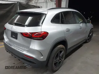 2023 Mercedes-Benz GLA 250 z VIN W1N4N4GBXPJ519944, wystawiony jako IAAI lot #42169329 z przebiegiem 17 962 mil mil oraz . Historia ofert i sprzedaży dostępna na DreamBid. Obrazek 4.