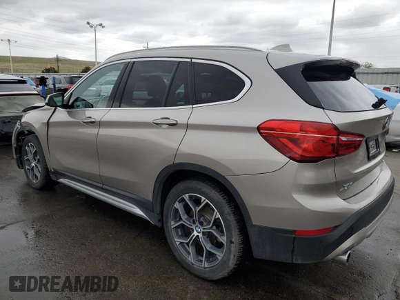 2022 BMW X1 xDrive28i with VIN WBXJG9C0XN5V03922, listed as a Copart auction lot 51248095 with 52,282 mi miles and Salvage Title. Bid and sale history available at carsss.com. Image 2.