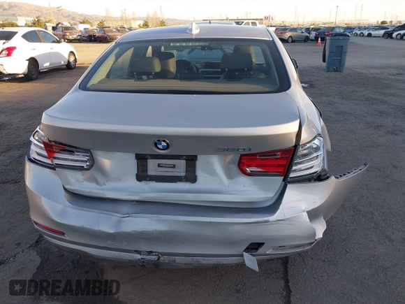 2013 BMW 3 Series 320i with VIN WBA3B1C53DK129703, listed as a IAAI auction lot 41295234 with 175,506 mi miles. Bid and sale history available at carsss.com. Image 6.