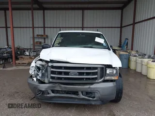 2002 Ford F-250 XL z VIN 1FTNF20L22EB02819, wystawiony jako IAAI lot #42183365 z przebiegiem 254 171 mil mil oraz . Historia ofert i sprzedaży dostępna na DreamBid. Obrazek 12.