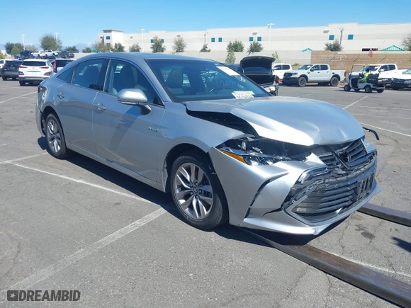 2019 Toyota Avalon Hybrid Limited with VIN 4T1B21FB1KU003112, listed as a IAAI auction lot 41610307 with 169,569 mi miles. Bid and sale history available at carsss.com. Image 1.