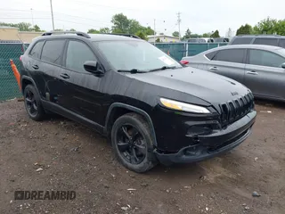 2016 Jeep Cherokee Latitude with VIN 1C4PJMCBXGW112540, listed as a IAAI auction lot 42336449 with 94,774 mi miles and . Bid and sale history available at DreamBid. Image 1.
