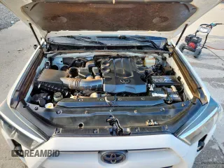 2020 Toyota 4Runner SR5 z VIN JTEBU5JR6L5819461, wystawiony jako Copart lot #58766725 z przebiegiem 101 481 mil mil oraz Szkoda całkowita • Salvage title. Historia ofert i sprzedaży dostępna na DreamBid. Obrazek 12.