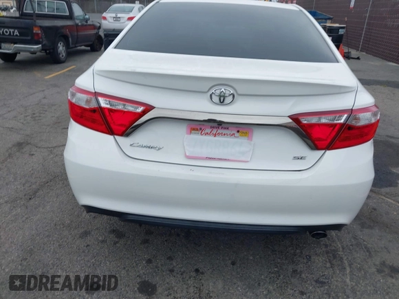 2017 Toyota Camry XLE z VIN 4T1BF1FKXHU797542, wystawiony jako IAAI lot #42374500 z przebiegiem 49 983 mil mil oraz . Historia ofert i sprzedaży dostępna na DreamBid. Obrazek 16.