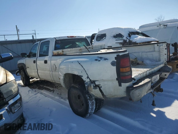 2006 GMC Sierra 1500 with VIN 1GTJC33U46F127819, listed as a Copart auction lot 88531945 with 276,975 mi miles and Salvage Title. Bid and sale history available at DreamBid. Image 2.