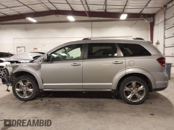 2016 Dodge Journey Crossroad Plus with VIN 3C4PDDGG7GT180054, listed as a IAAI auction lot 42255291 with 171,142 mi miles and . Bid and sale history available at DreamBid. Image 14.
