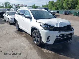 2019 Toyota Highlander Limited with VIN 5TDDZRFH8KS968209, listed as a IAAI auction lot 42141556 with 77,052 mi miles and . Bid and sale history available at DreamBid. Image 1.