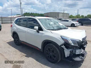 2023 Subaru Forester Sport with VIN JF2SKAJC0PH509925, listed as a IAAI auction lot 40106804 with 29,271 mi miles. Bid and sale history available at carsss.com. Image 1.