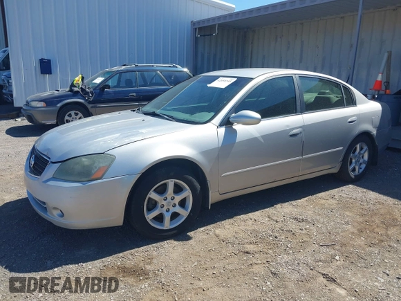2006 Nissan Altima 2.5 with VIN 1N4AL11D16N394127, listed as a IAAI auction lot 42058345 with 205,454 mi miles. Bid and sale history available at carsss.com. Image 2.