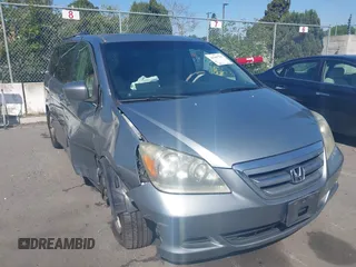 2006 Honda Odyssey EX-L with VIN 5FNRL38696B028639, listed as a IAAI auction lot 41967563 with 125,951 mi miles. Bid and sale history available at carsss.com. Image 1.