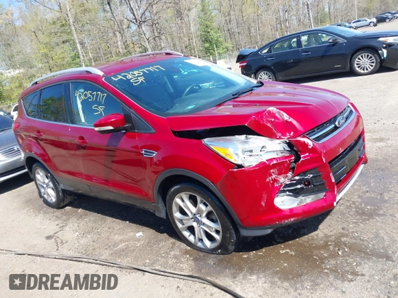 2015 Ford Escape Titanium with VIN 1FMCU9J90FUB00714, listed as a IAAI auction lot 42057717 with 61,223 mi miles. Bid and sale history available at carsss.com. Image 1.