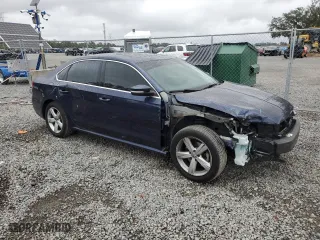2012 Volkswagen Passat SE with VIN 1VWBH7A38CC108336, listed as a Copart auction lot 88443385 with 109,457 mi miles and Salvage Title. Bid and sale history available at carsss.com. Image 4.