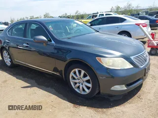 2007 Lexus LS 460 with VIN JTHBL46F275026095, listed as a IAAI auction lot 42168849 with 241,137 mi miles. Bid and sale history available at carsss.com. Image 1.
