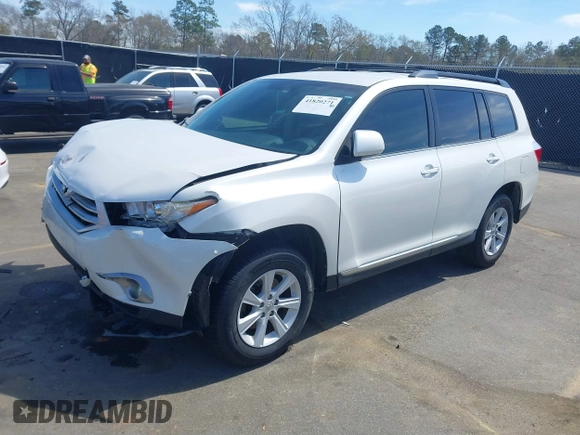 2013 Toyota Highlander with VIN 5TDZA3EH4DS042792, listed as a IAAI auction lot 41820271 with 118,536 mi miles and . Bid and sale history available at DreamBid. Image 17.