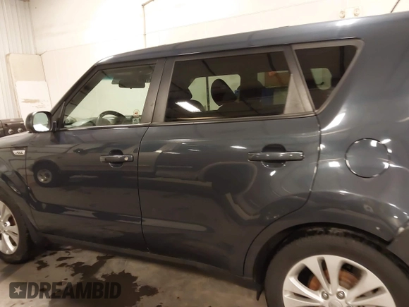 2015 Kia Soul + with VIN KNDJP3A54F7187352, listed as a IAAI auction lot 41864190 with 97,172 mi miles. Bid and sale history available at carsss.com. Image 14.