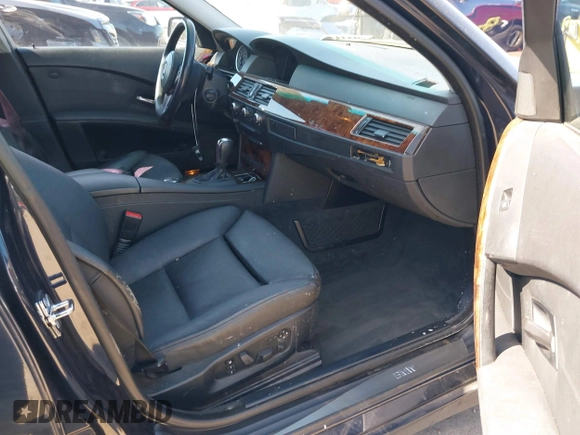 2007 BMW 5 Series 530i with VIN WBANE73587CM58138, listed as a IAAI auction lot 41776425 with 146,104 mi miles. Bid and sale history available at carsss.com. Image 5.
