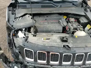 2017 Jeep Compass Limited with VIN 3C4NJDCB1HT640739, listed as a Copart auction lot 69502825 with 92,509 mi miles and Clean title. Bid and sale history available at DreamBid. Image 16.