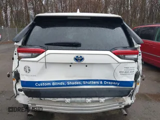 2021 Toyota RAV4 Hybrid LE z VIN 2T3MWRFV6MW118143, wystawiony jako IAAI lot #41863177 z przebiegiem 43 527 mil mil oraz . Historia ofert i sprzedaży dostępna na DreamBid. Obrazek 17.