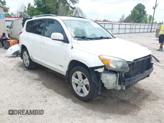 2006 Toyota RAV4 Sport with VIN JTMZK32V266000101, listed as a IAAI auction lot 42067422 with 171,545 mi miles and . Bid and sale history available at DreamBid. Image 1.