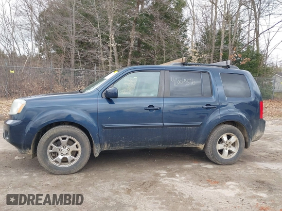 2011 Honda Pilot EX-L with VIN 5FNYF4H59BB052417, listed as a IAAI auction lot 42004376 with 223,854 mi miles. Bid and sale history available at carsss.com. Image 14.