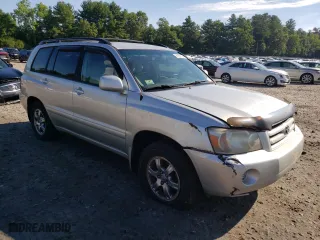 2005 Toyota Highlander with VIN JTEDP21A050063120, listed as a Copart auction lot 61280124 with 338,659 mi miles and Non Repairable. Bid and sale history available at carsss.com. Image 4.