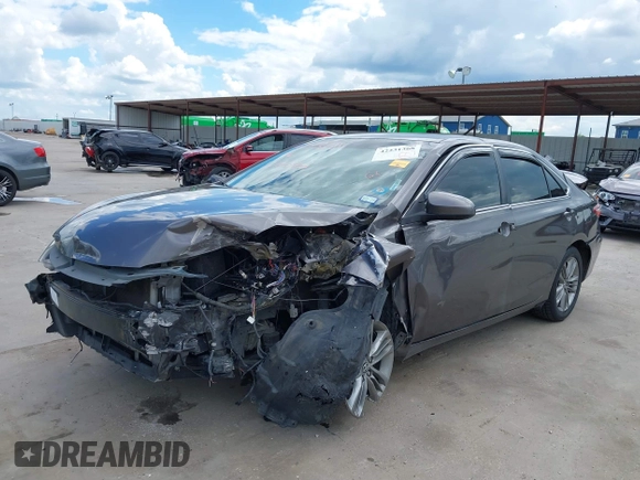 2015 Toyota Camry XLE z VIN 4T1BF1FK8FU114881, wystawiony jako IAAI lot #42231368 z przebiegiem Nie podano mil oraz . Historia ofert i sprzedaży dostępna na DreamBid. Obrazek 23.