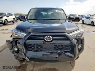2022 Toyota 4Runner SR5 with VIN JTEEU5JR2N5261477, listed as a Copart auction lot 48479755 with 56,782 mi miles and Salvage Title. Bid and sale history available at carsss.com. Image 5.