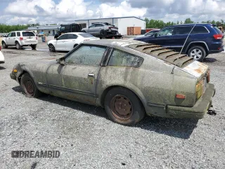 1981 Datsun 280ZX z VIN JN1HZ04SDBX265650, wystawiony jako Copart lot #56589245 z przebiegiem 147 572 mil mil oraz Nie do naprawy • Non repairable. Historia ofert i sprzedaży dostępna na DreamBid. Obrazek 2.