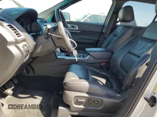 2014 Ford Explorer XLT z VIN 1FM5K8D80EGB50800, wystawiony jako Copart lot #54886585 z przebiegiem 121 085 mil mil oraz Szkody całkowita. Historia ofert i sprzedaży dostępna na DreamBid. Obrazek 7.