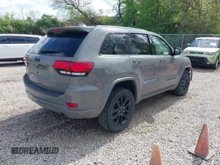 2021 Jeep Grand Cherokee Laredo E with VIN 1C4RJFAG4MC700384, listed as a IAAI auction lot 42192672 with 54,525 mi miles and . Bid and sale history available at DreamBid. Image 4.