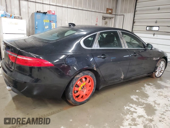 2016 Jaguar XF 35t Prestige z VIN SAJBK4BV7GCY20167, wystawiony jako Copart lot #44058185 z przebiegiem Nie podano mil oraz Czysty tytuł • Clean title. Historia ofert i sprzedaży dostępna na DreamBid. Obrazek 3.